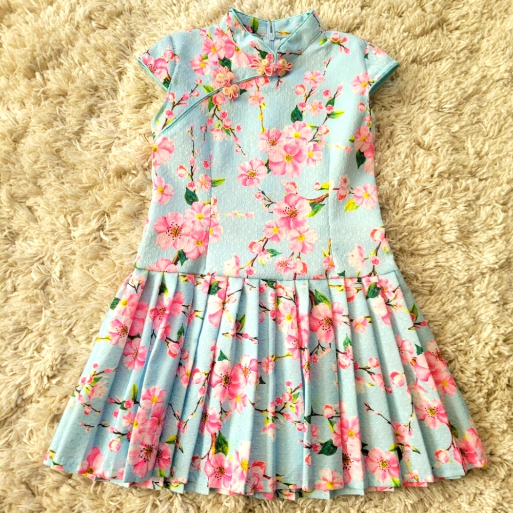 Chinese dress